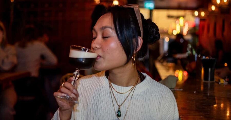 Rotterdam Center: Cocktail Bar Walking Tour - Self Guided