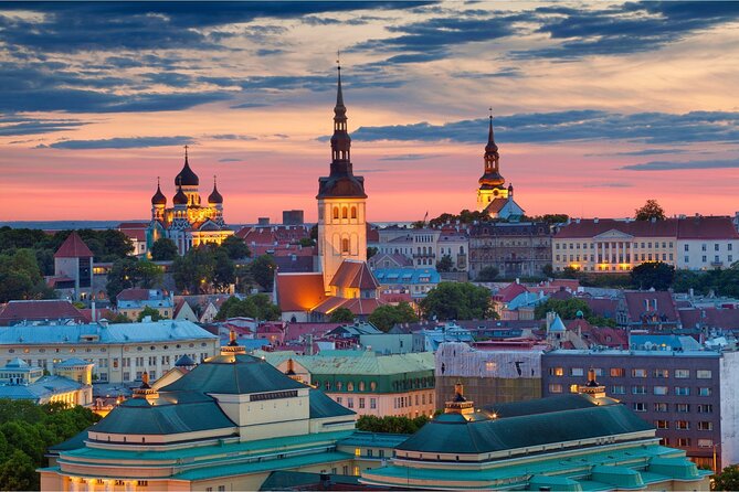 Tallinn Scavenger Hunt and Highlights Self-Guided Tour - Key Points