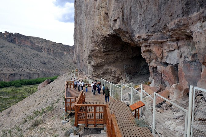 The Cave of the Hands, Santa Cruz - Full Day - About Your Stay