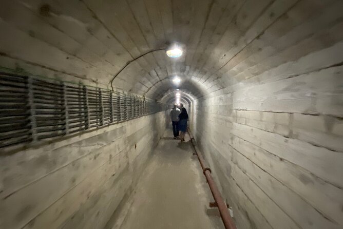 Titos Bunker Tour Review: A Hidden Gem - Key Points