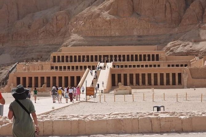 Tour In Luxor From Hurgharda By Bus - Good To Know