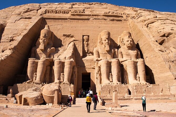 Tour to Abu Simbel Temple. - Key Points