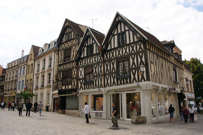 Touristic Highlights of Auxerre a Private Half Day Tour (4 Hours) With a Local - Key Points
