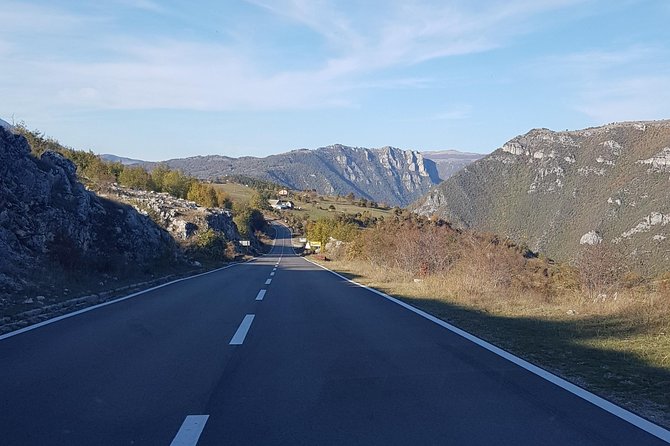 Transfer From Podgorica to Sarajevo - Key Points