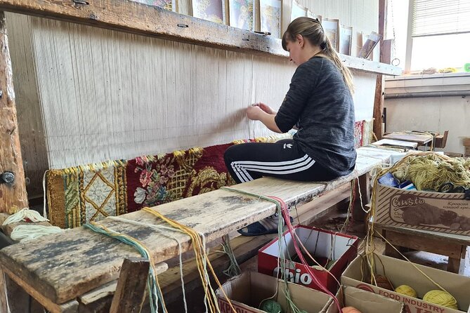 Velingrad: Carpet Factory for the Kingdom UK, Versailles - Key Points