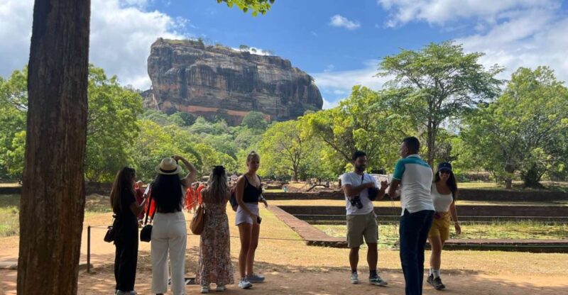 VIP All Inclusive Sigiriya Dambulla & National Park Tour - Good To Know