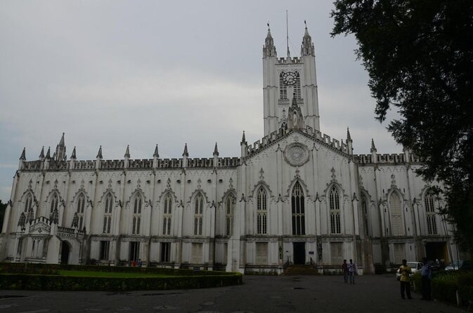 Visit Mother Teresas House and Churches of Kolkata - Good To Know