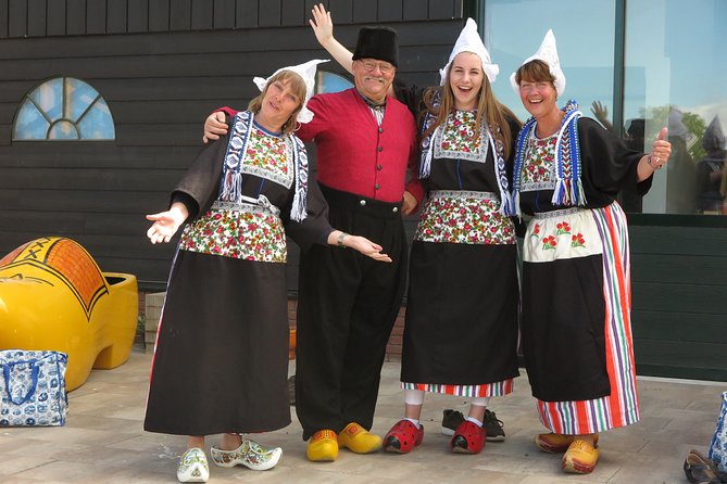 Volendam Cheese Farm Private Tour in Traditional Dutch Costume  - Amsterdam - Good To Know