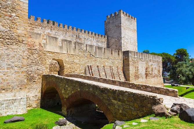 Walk Tour in Historical Cascais