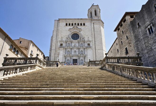 Walking Tour in Girona History and Gastronomy With Tasting - Good To Know