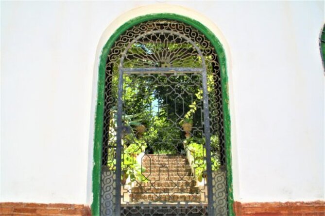 Walking Tour of the Alhambra in Granada - Good To Know