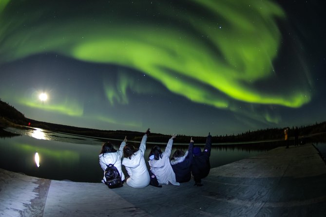 Yellowknife 2-Nights Aurora Hunting With Accommodation