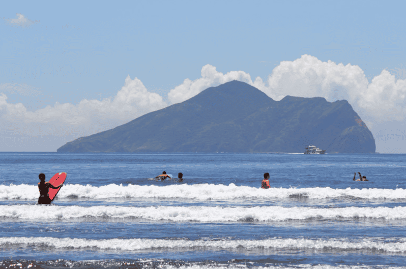 Yilan: Private Custom Tour With Local Guide