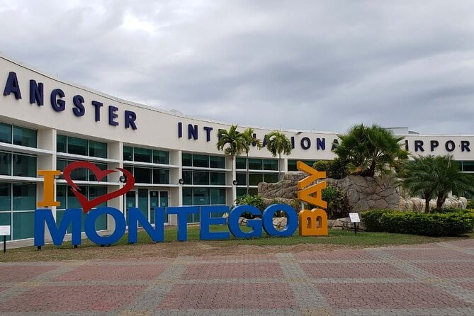 12. Runaway Bay Hotels&Accommodations Airport Private Transfer To/From Sangster - Key Points