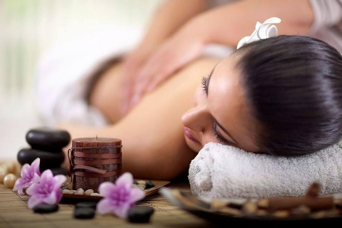 120 Minutes Full Body Relaxing Massage + Head Massage + Feet Massage for Couples - Key Points