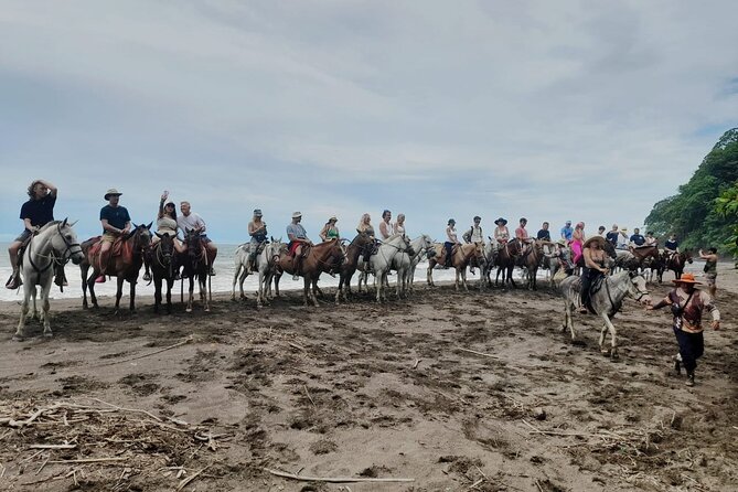 1-Hour Private Horse Back Riding in Jaco Beach