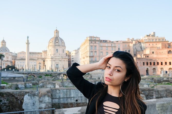 1-Hour Private Photoshoot Taking Beautiful Pictures in Rome
