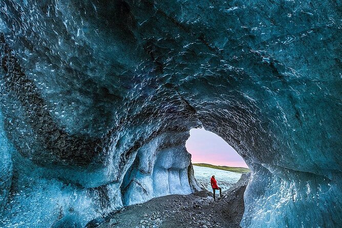 2 Day Winter Tour to Icelands South Coast and Diamond Beach