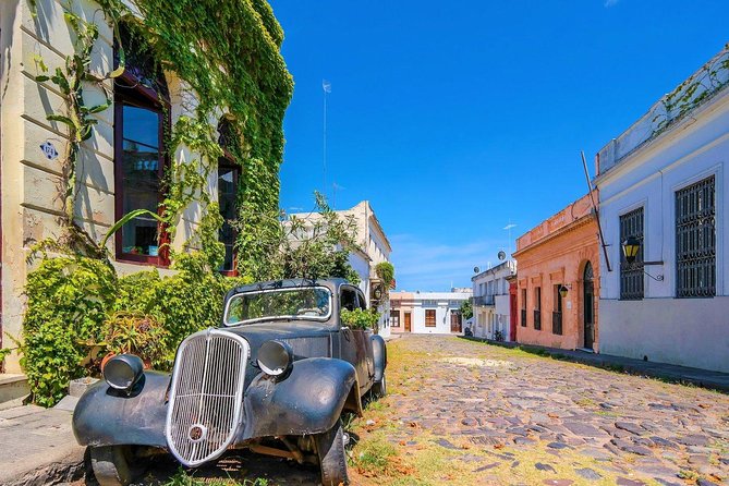 2-Days and 1 Night Visiting Colonia and Montevideo