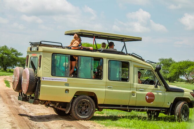 2 Days Tarangire & Ngorongoro Budget Safari Tour Tanzania