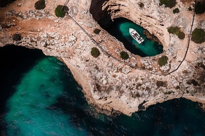 2 Hours Boat Private Tour to Benagil Caves