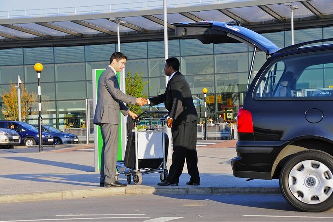24 Hours Private Airport Transfer To and From All London Airport - Overview of the Airport Transfer Service