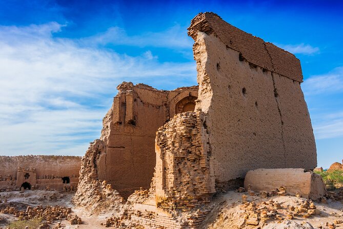 3-Day Small Group Jeep Adventure Tour to Aral Sea & Usturt Plateau in Nukus