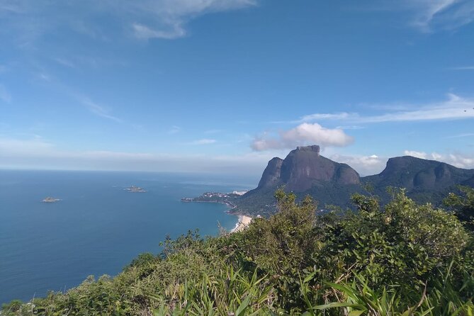 3H Private Trekking in Dois Irmãos Overlooking Rio De Janeiro - Experience Overview