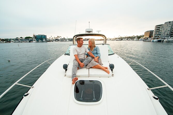 4 Hour Private Luxury Boat Charter in Newport Beach – Emerald Bay