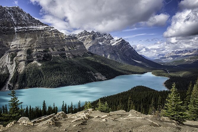 6 Day Summer Rockies Visit Banff Jasper Yoho and Drumheller Tour