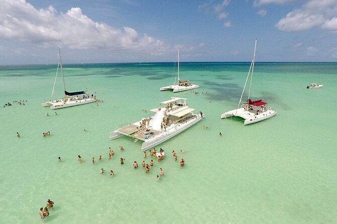 6 in 1 Full Day Isla Saona Tour and Snorkel in Natural Pool Mangroves Cap Cana