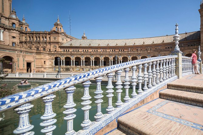 7-Day Spain Tour: Cordoba, Seville, Granada, Valencia, Barcelona and Zaragoza From Madrid