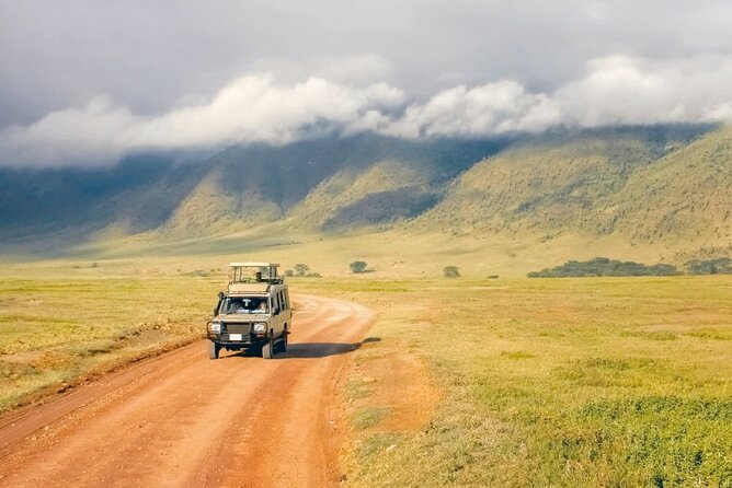 7-Days Private Midrange Safari; Serengeti & Ngorongoro Crater