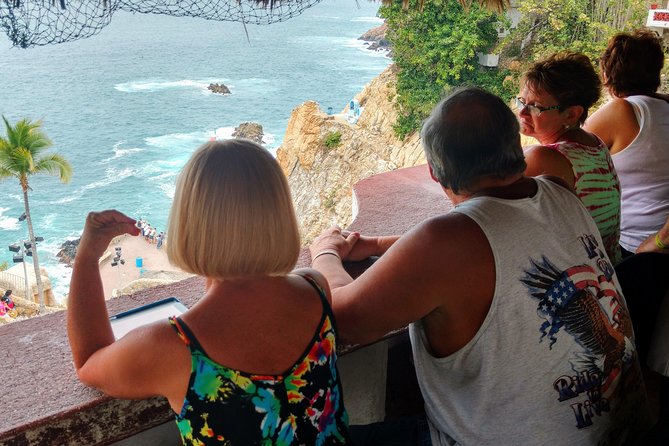 Acapulco Sunset & High Cliff Divers by Night W/Different Choices - Experience Overview