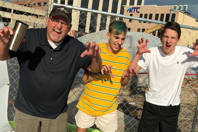 Adventurous Scavenger Hunt in Chicago by Zombie Scavengers