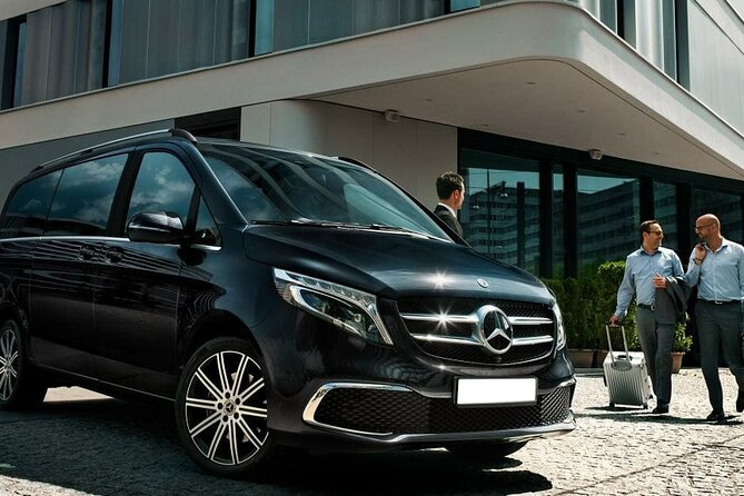 Airport Pick up and Drop off (Queen Alia Airport Amman)