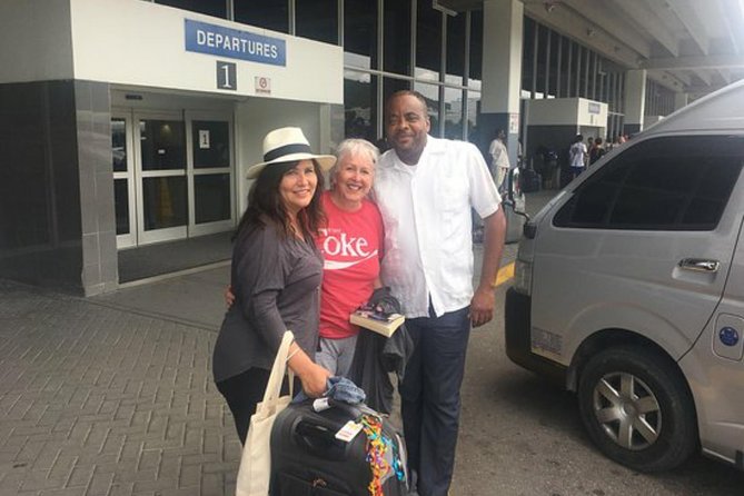 Airport Transfer To Hotels In Montego Bay (Round-trip)