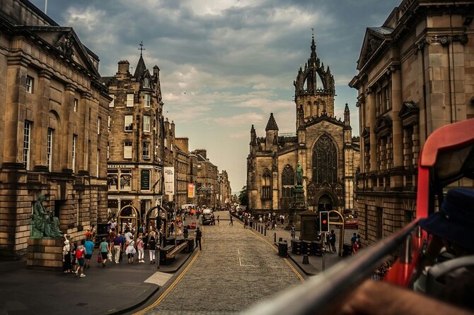 Amitylux Best of Private Edinburgh Walking Tour-3 Hours