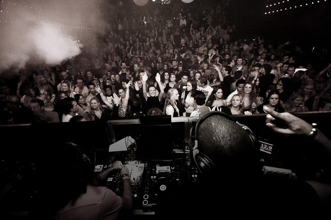 Amsterdam Nightlife Ticket & Canal Cruise