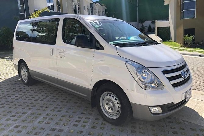 Andaz Papagayo Shuttle