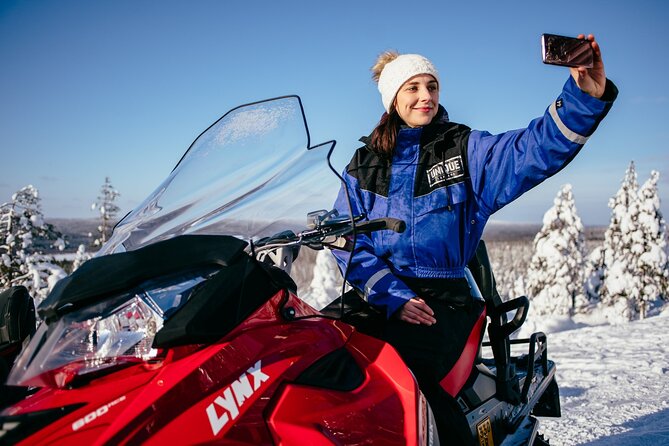 Arctic Huskies & Reindeers, Snowshoeing in Wildness