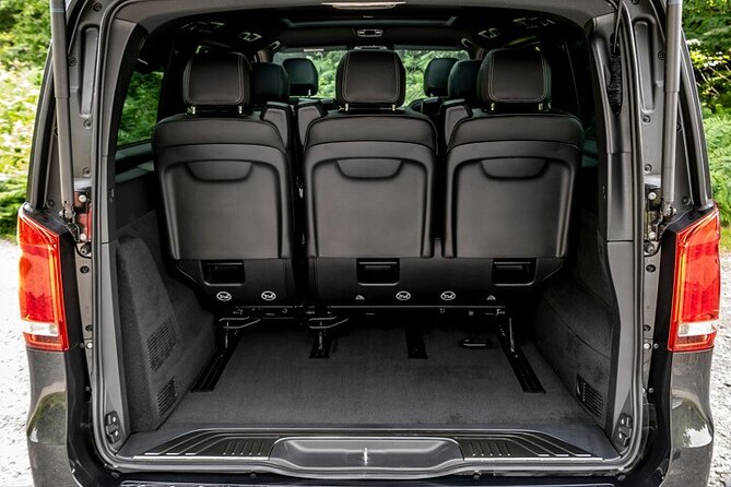 Arrival Private Transfer From Vienna Airport VIE to Vienna City by Luxury Van