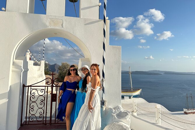 Authentic Tastes of Santorini