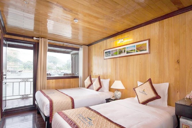 Bai Tu Long Bay Boutique Cruise: Visit Bai Tu Long Bay & Overnight Boat in 2 Day
