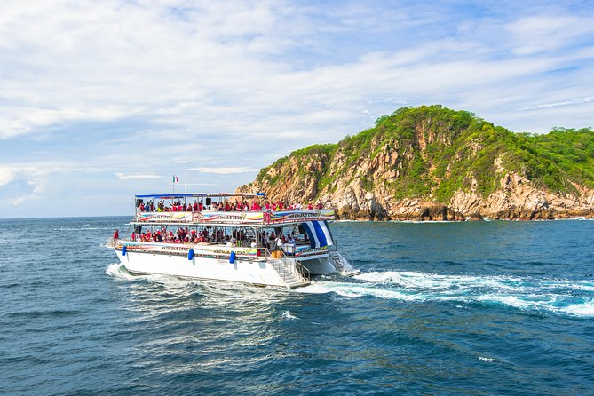 Bays of Huatulco and Snorkeling Experience With Drinks