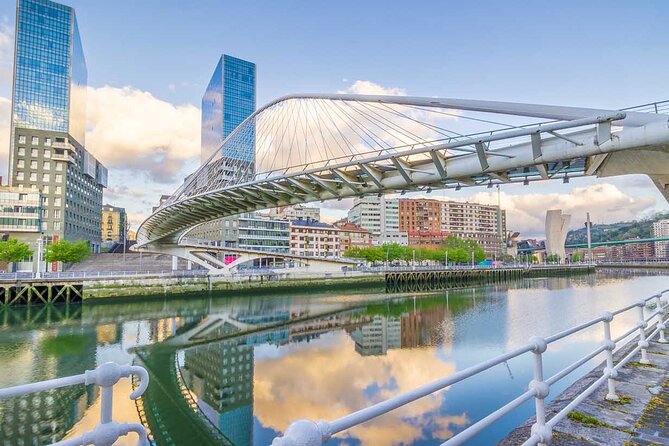 Bilbao Airport Transfers : Bilbao City to Bilbao Airport BIO in Luxury Car