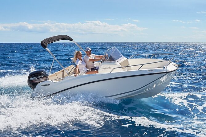 Boat Rental Without a License – B520 Neptuno (5p) – Can Pastilla