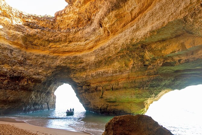 Boat Trip Through the 15 Caves of Benagil Review