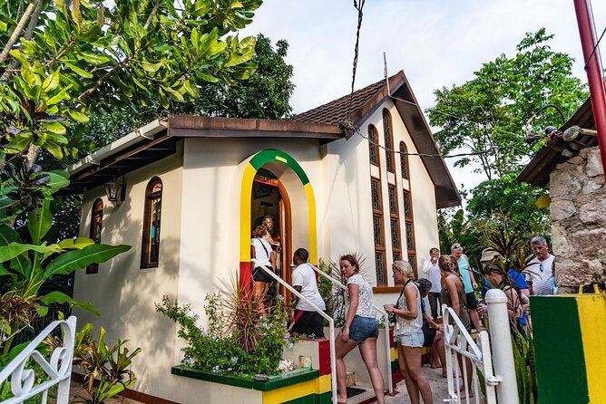 Bob Marley Mausoleum & Dunn’s River Falls Private Tour