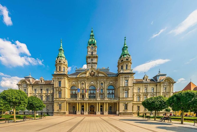 Bratislava-Budapest One-Way Sightseeing Transfer